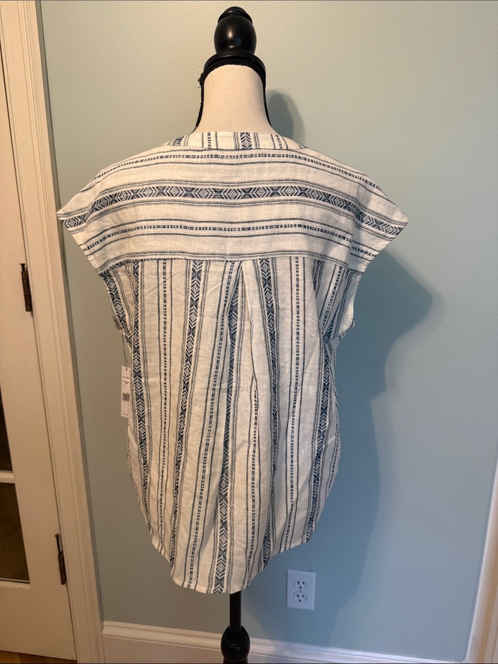 Liverpool Blouse - Picture 4 of 4